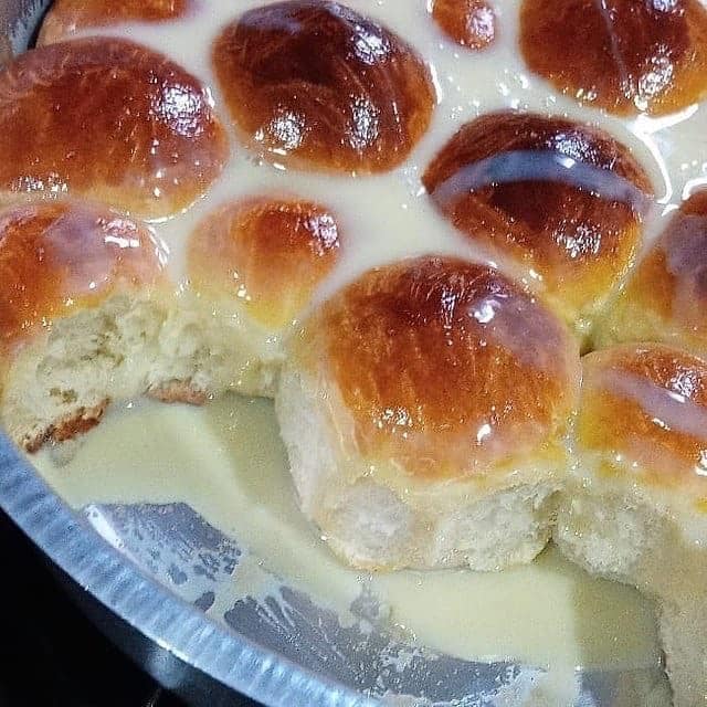 Pãozinho Caseiro de Leite Condensado